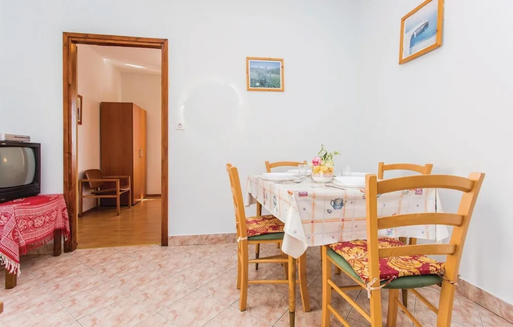 Beautiful Home in Kornic With Wifi and 2 Bedrooms