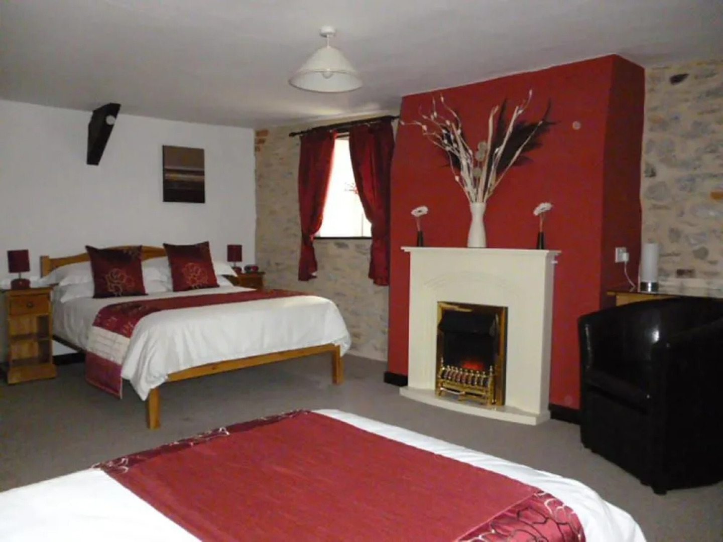 Quiet Woman House (отель для женщин)