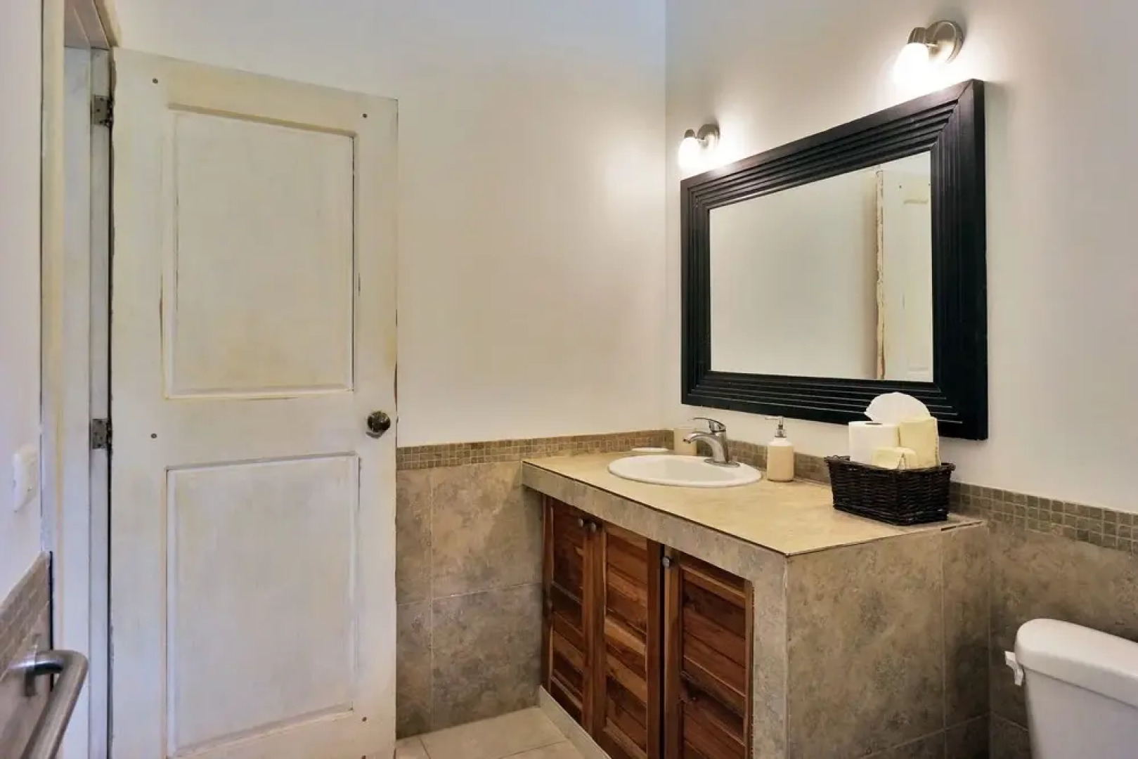 Costa Riki Apartments