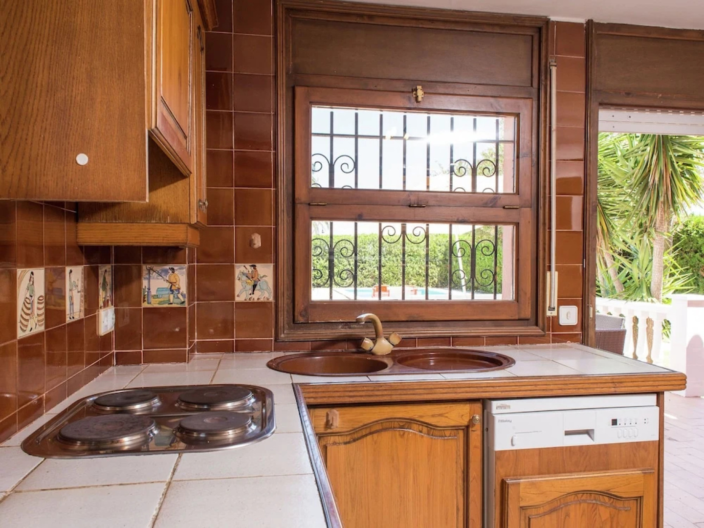 Modern Holiday Home in St Pere Pescador With Private Pool