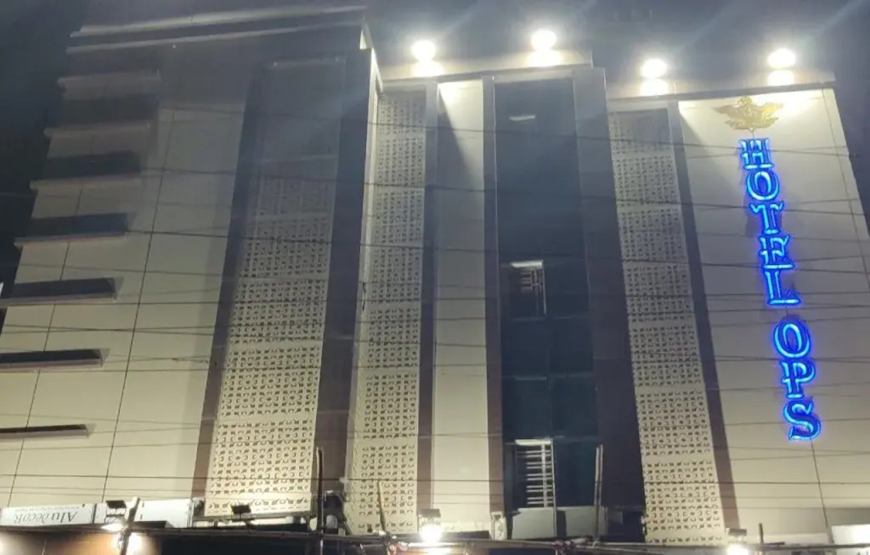 Hotel Ops By OYO Rooms