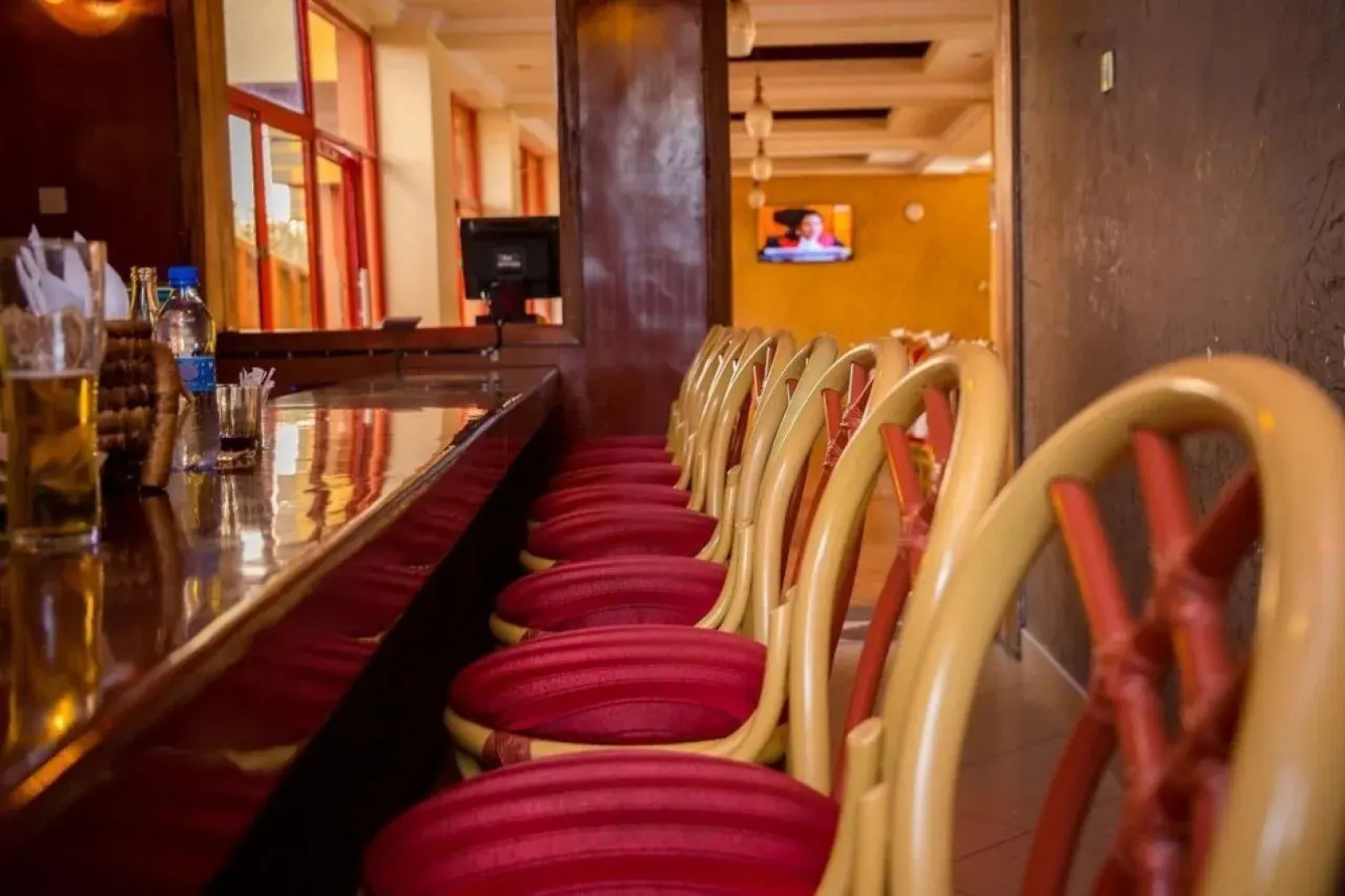 Seasons Airport Hotel