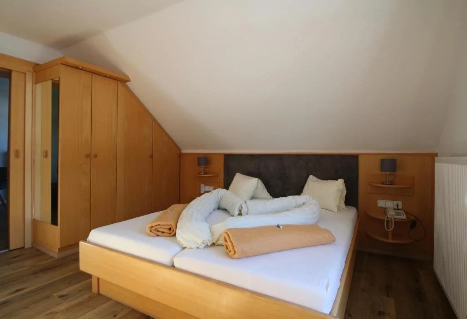 Seehotel & Seeapartments Karntnerhof