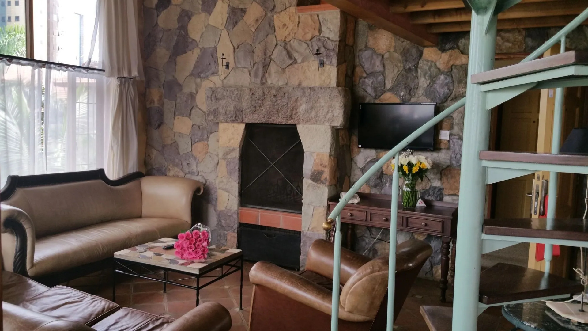 Woodmere Serviced Apartments