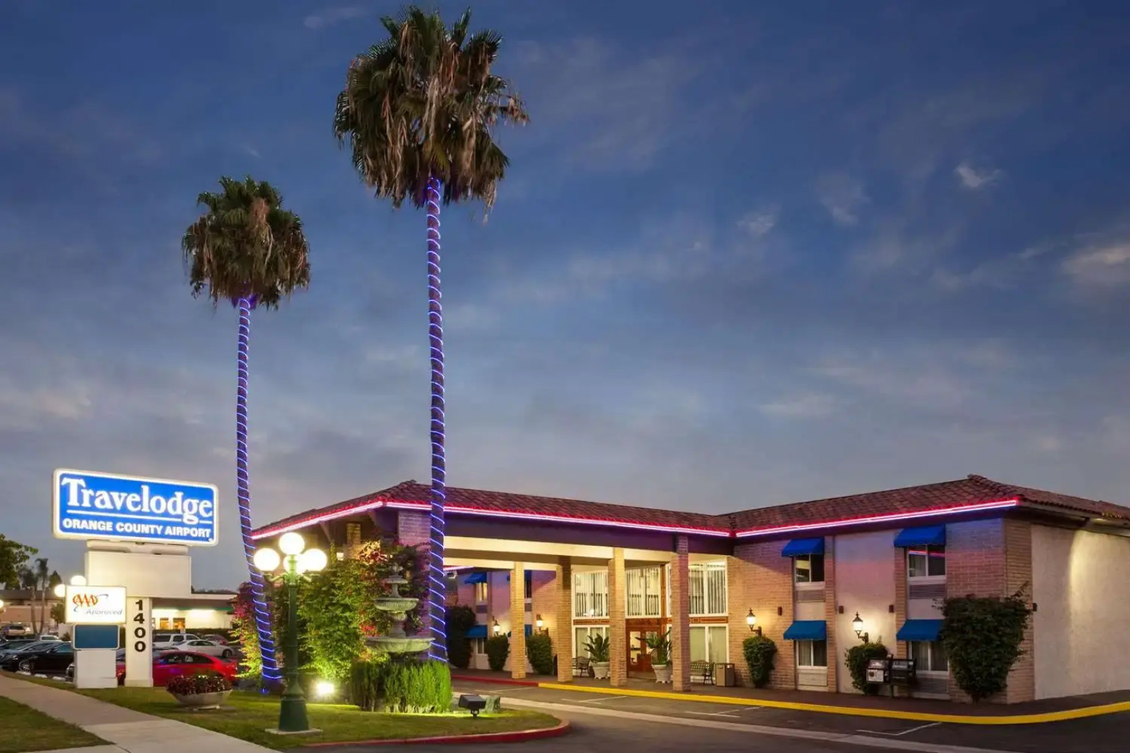 Travelodge Orange County Airport  Costa Mesa