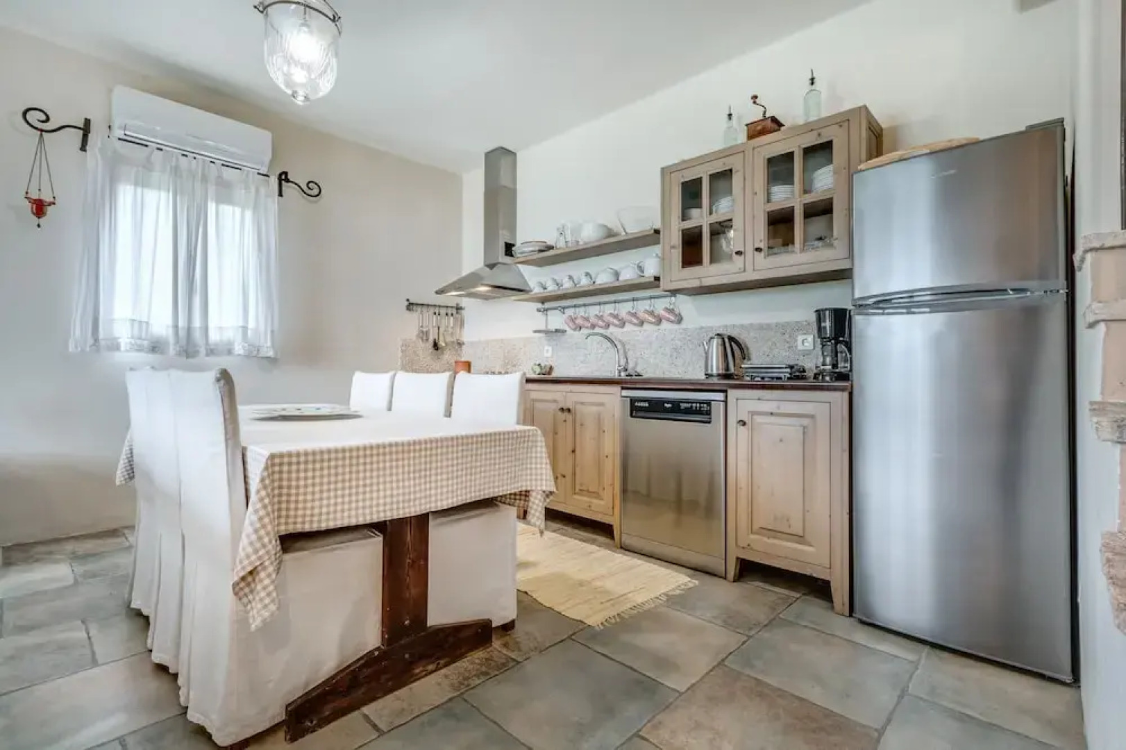 Mastrogiannis villa Myrtia