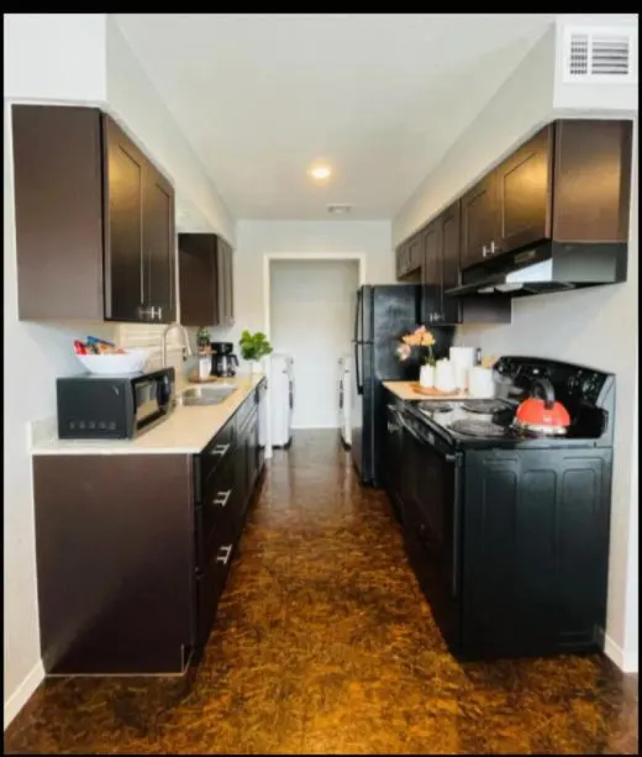 Evie's Campus-close 2 bedroom luxury