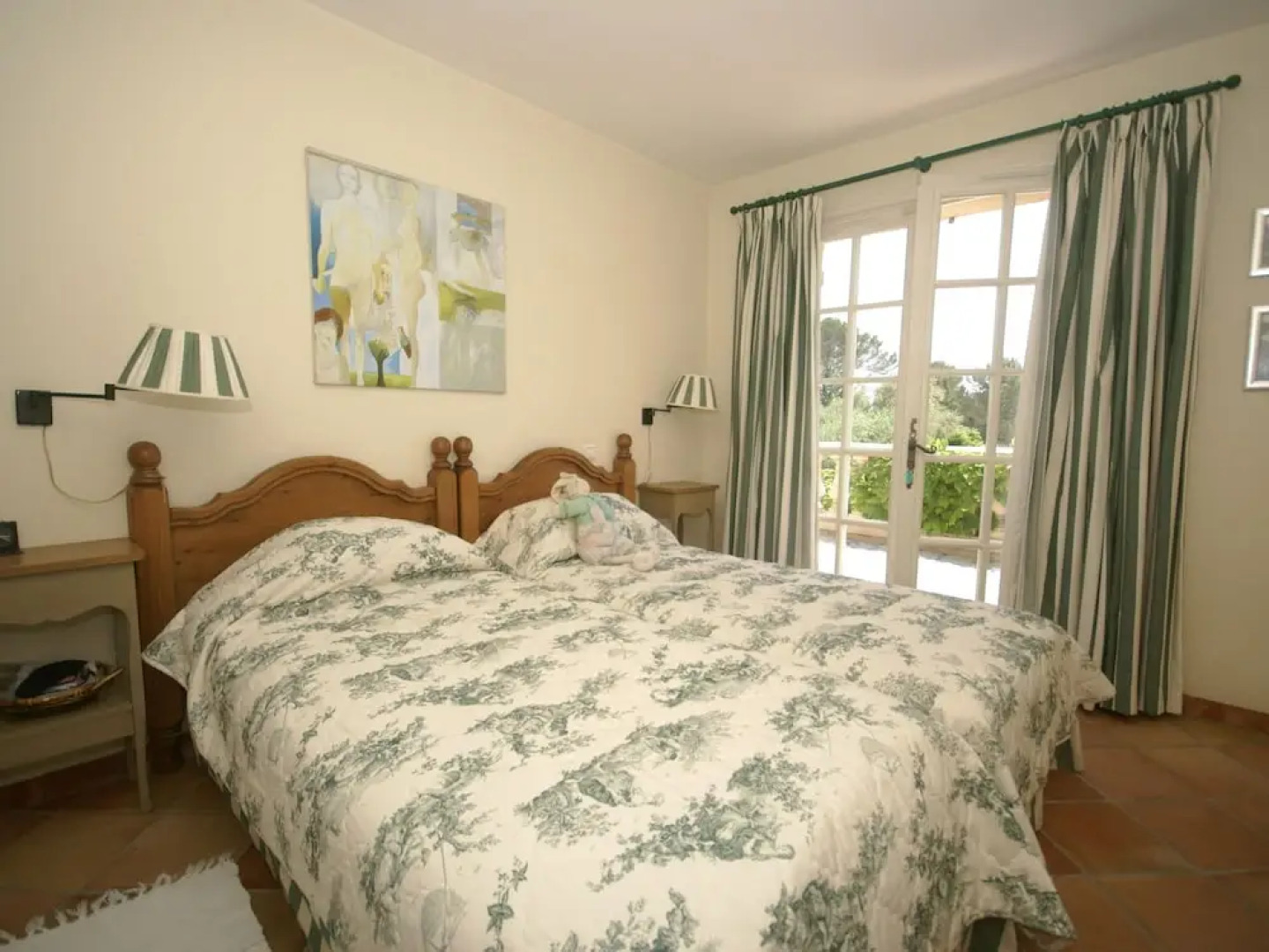 Stunning Villa With Heated Swimming Pool, air Conditioning and Large, Private, Enclosed Garden