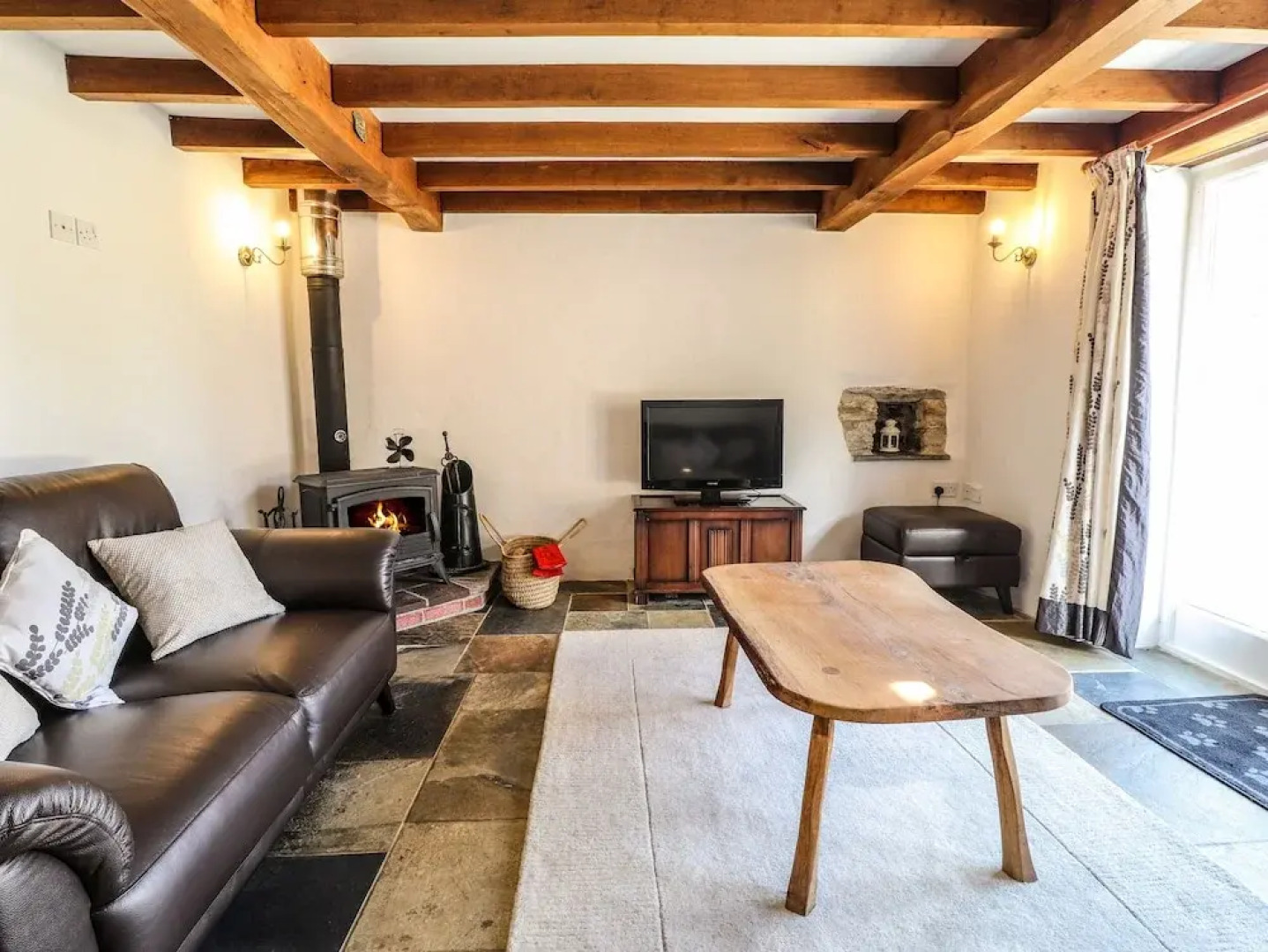 Y Felin at Coed Cadw