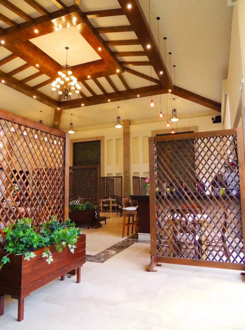 Royal Aqua Luxury Hotel & Spa