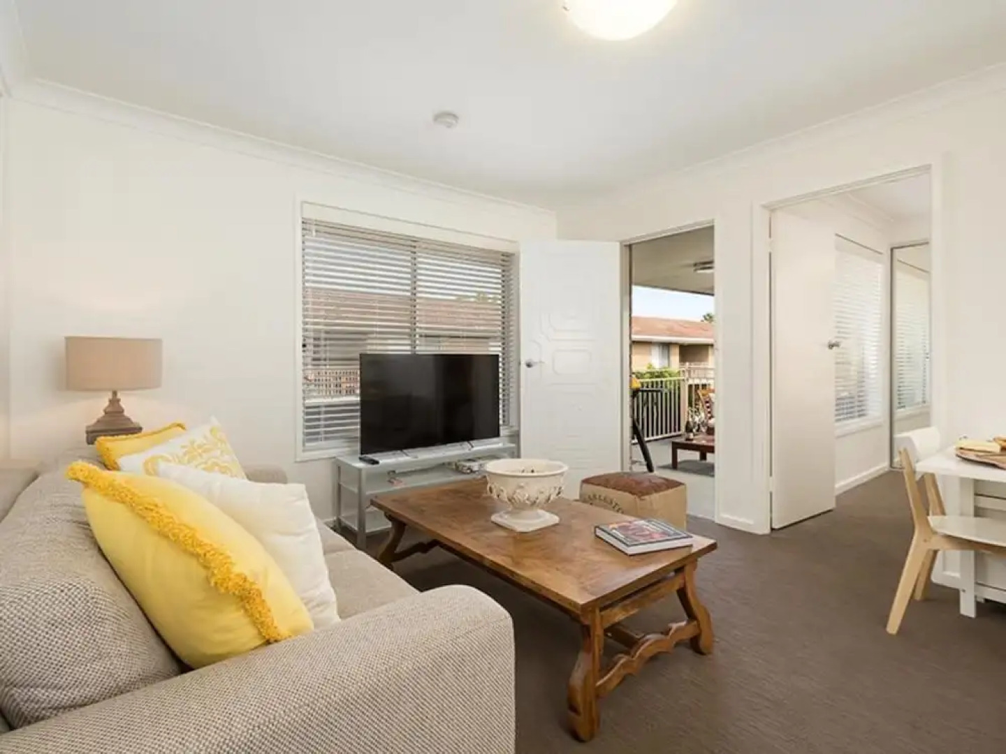 Living in Luxury - Central & Sophisticated