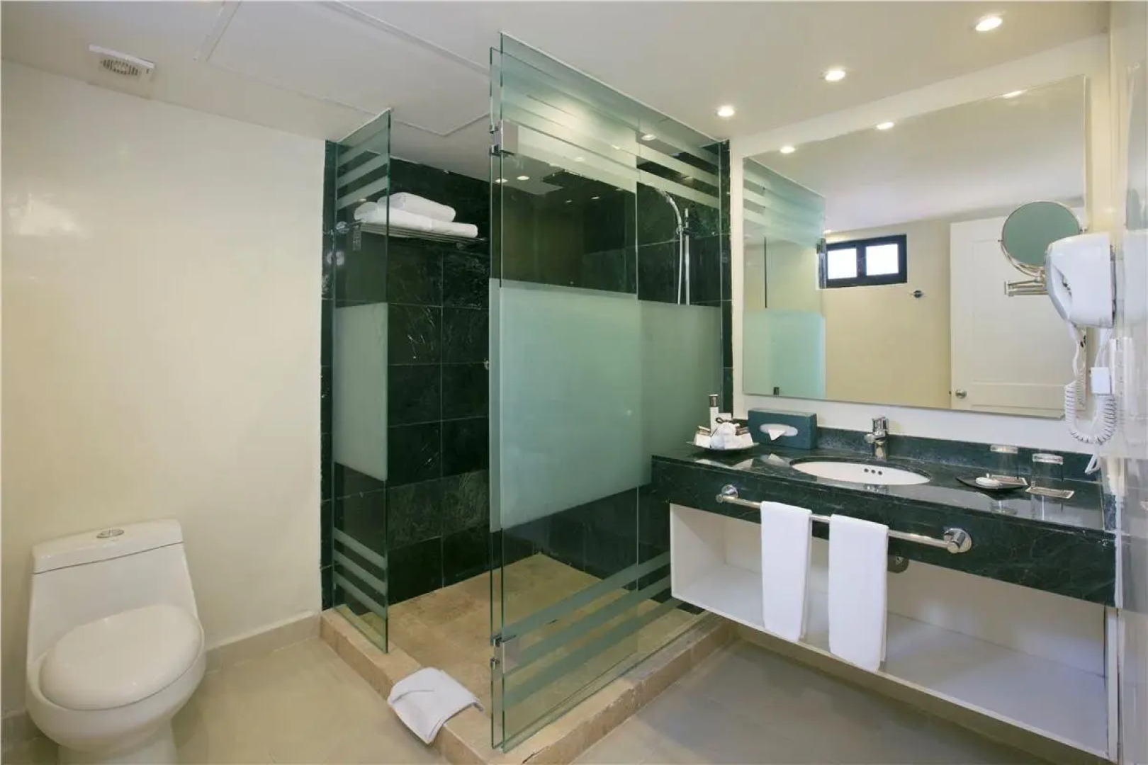 Oasis Tulum Lite All Inclusive