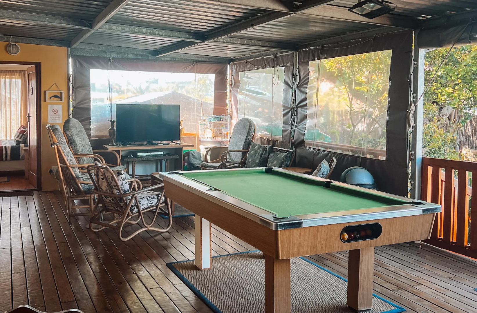 Aquarius Bed And Breakfast