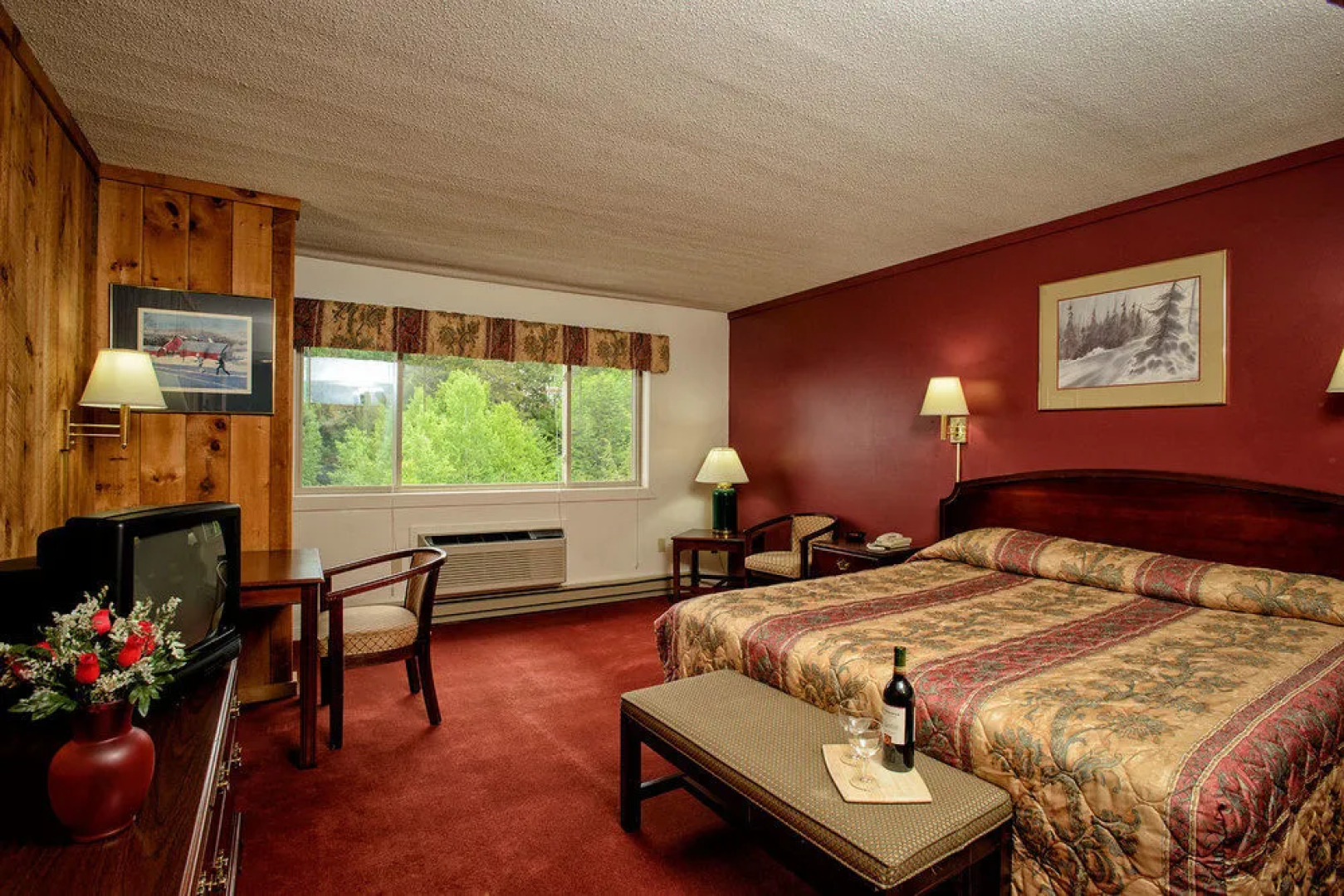 Snowy Owl Inn And Resort