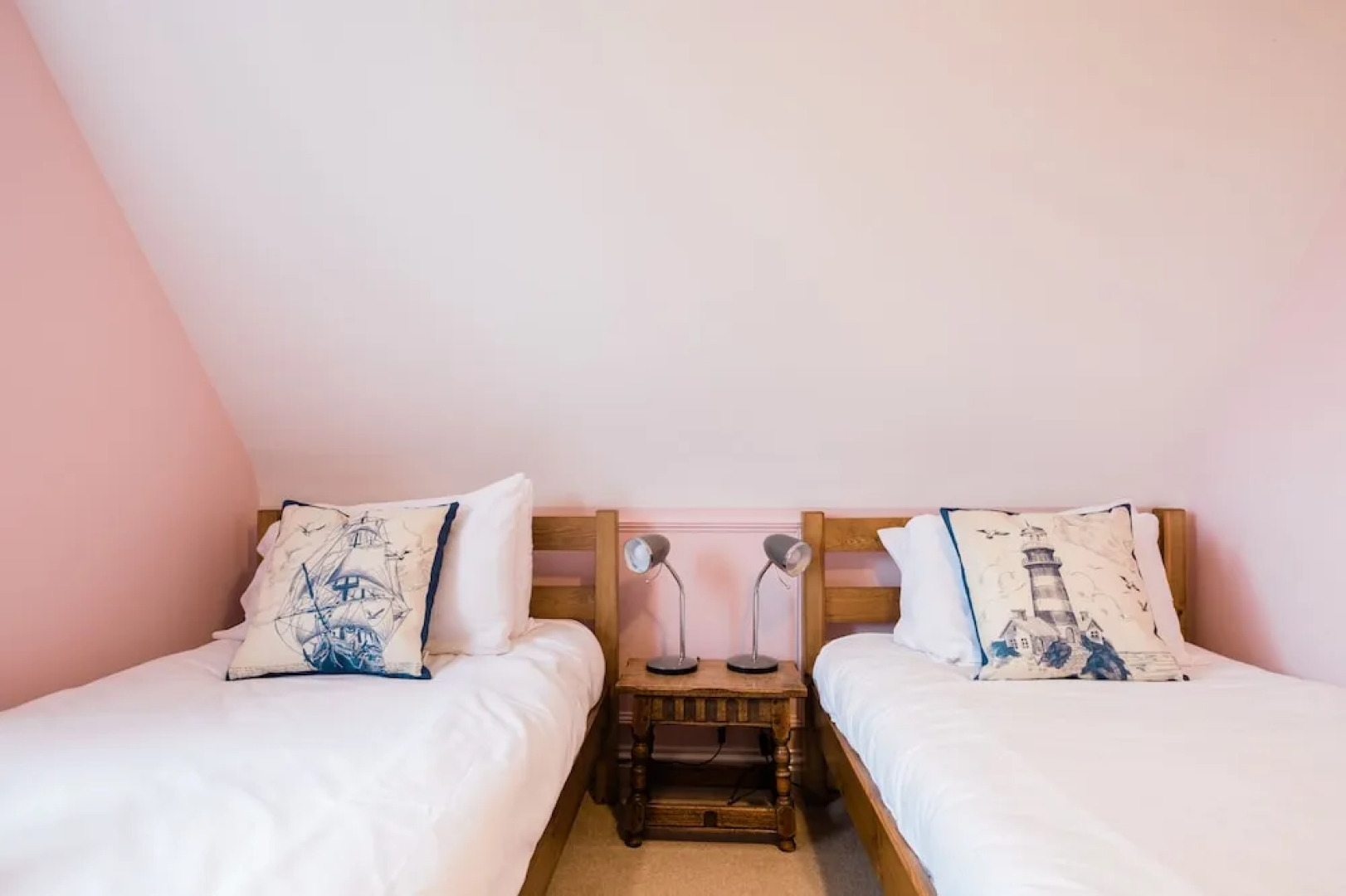 Whitstable's Beachcombers, Sleeps 10, Dog Friendly