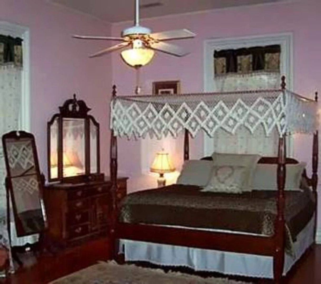 The Claremont House Bed & Breakfast