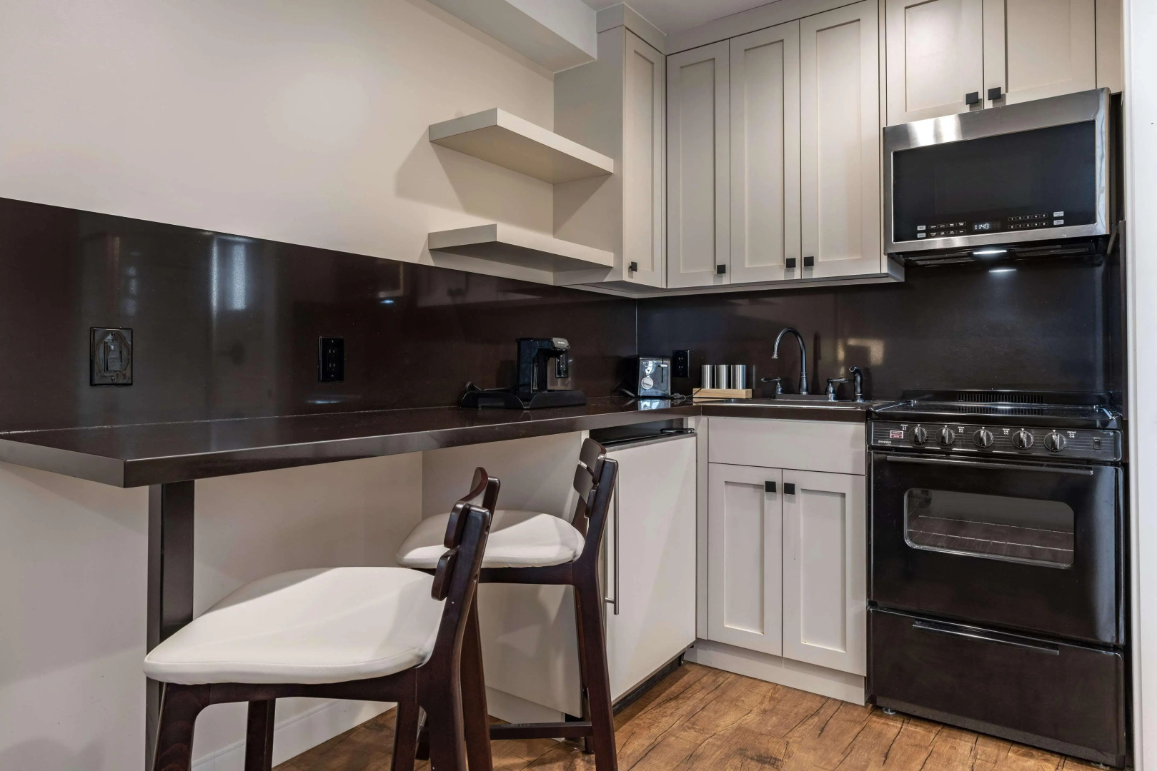 Best Western Rose Garden Inn