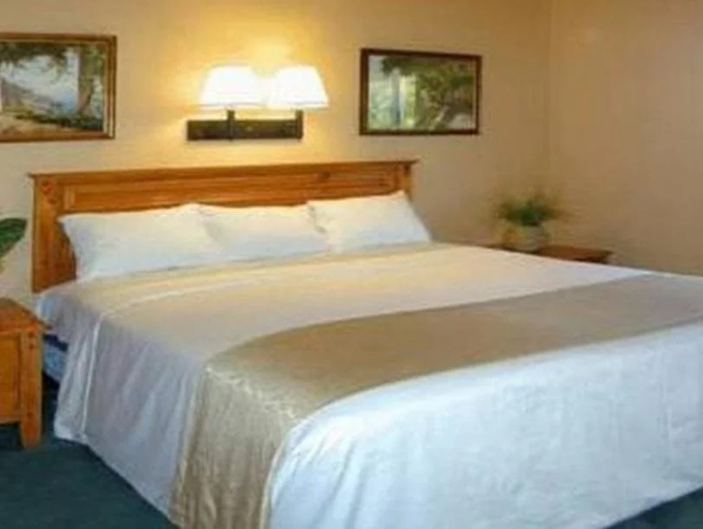 Nellis Suites at Main Gate