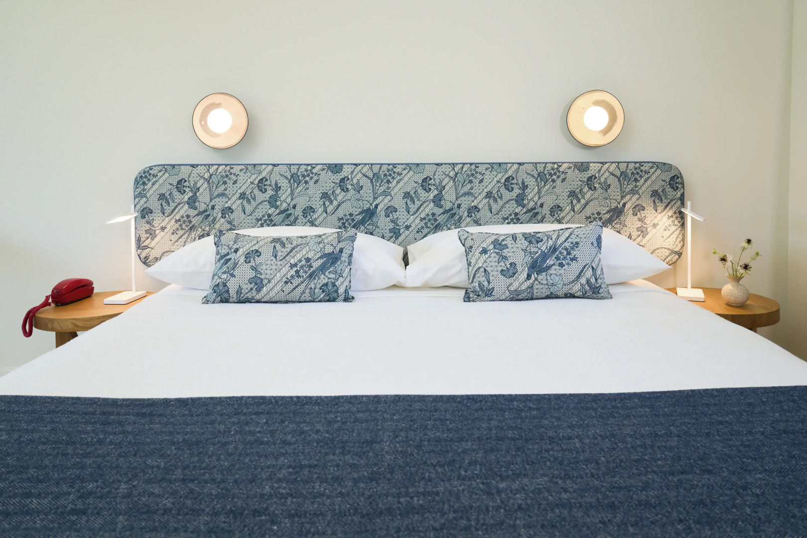 Silver Sands Motel & Beach Bungalows