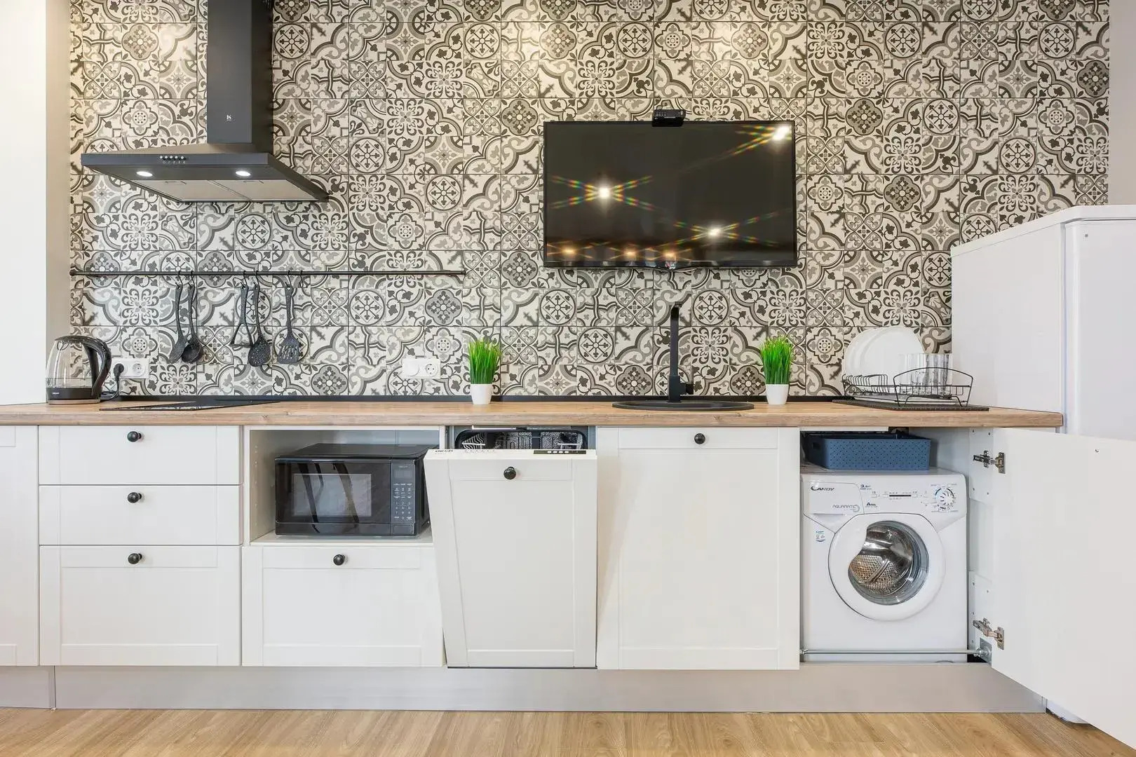 Апартаменты бизнес класса с видом на море на улице Северная