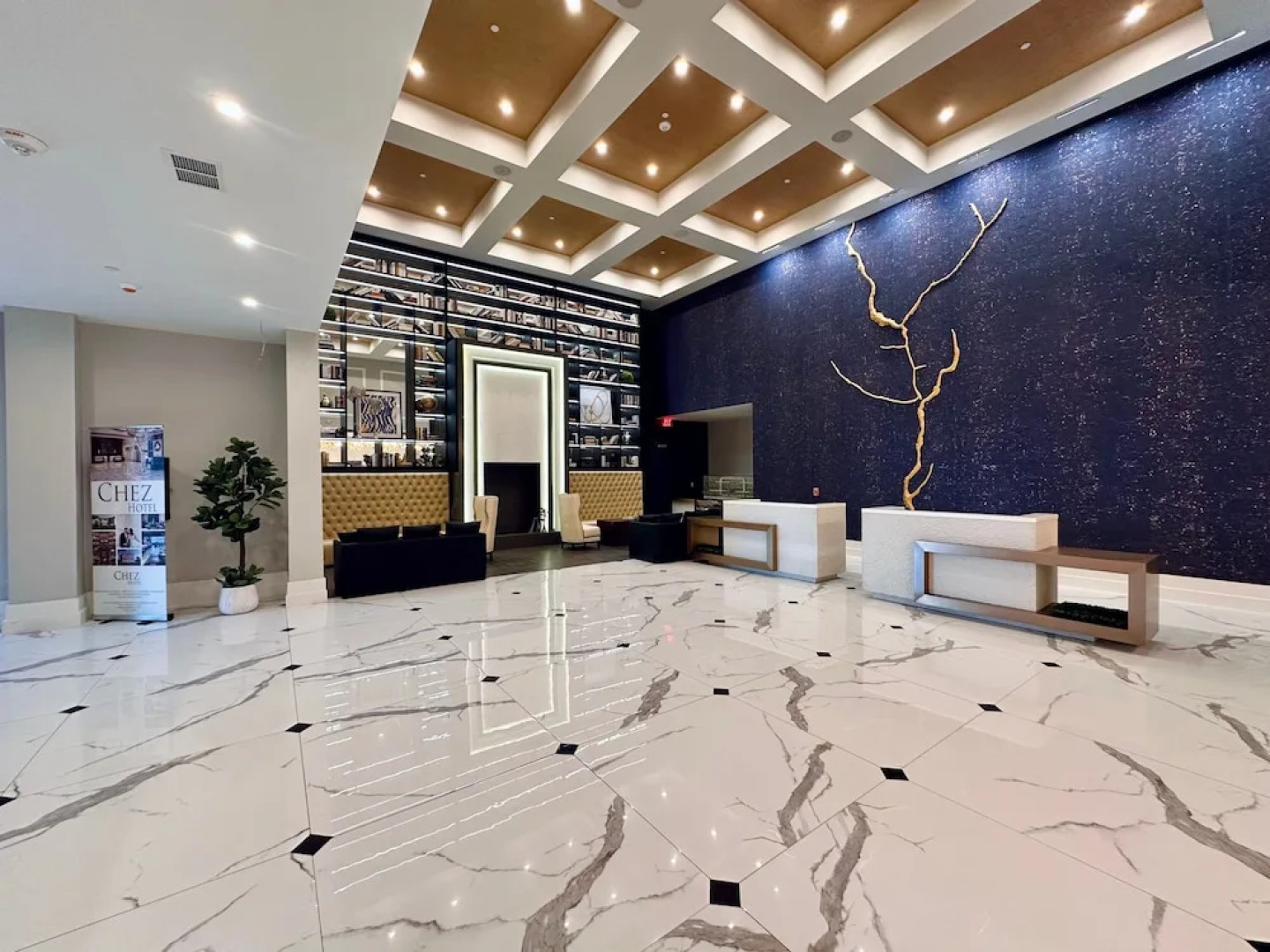 Chez Hotel Arlington Heights