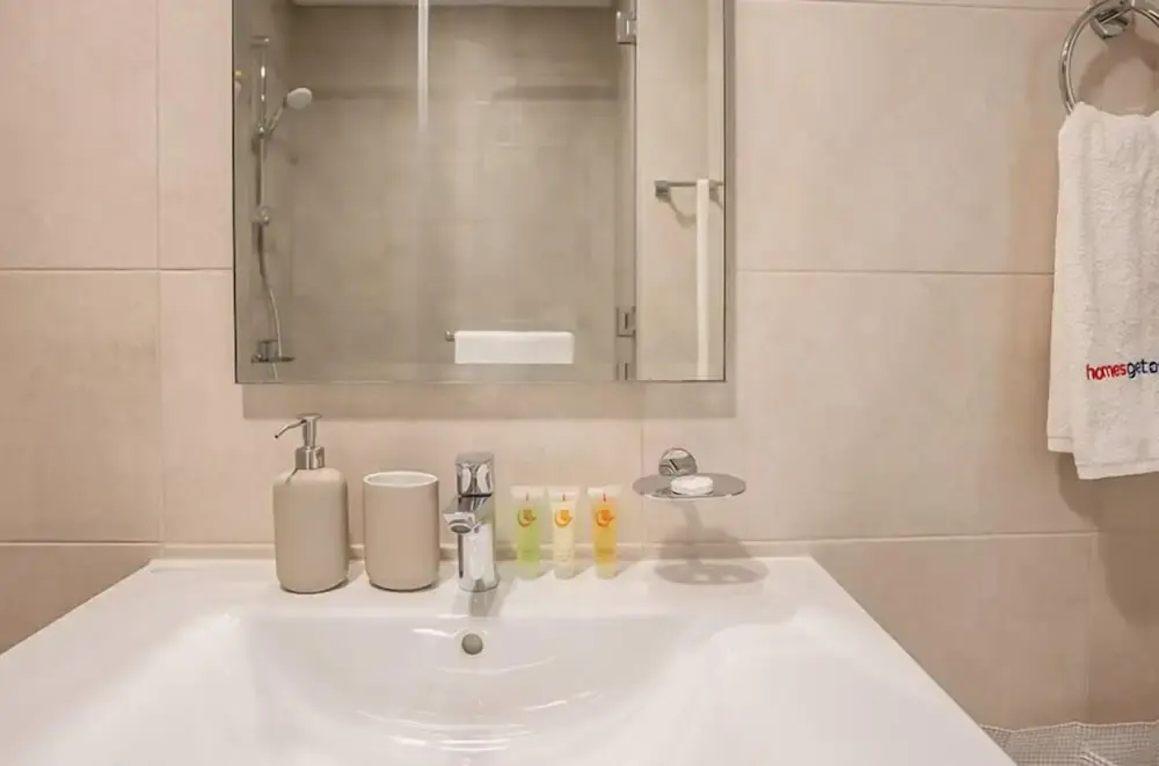 Elegant 2BRApt In Damac Hills 2