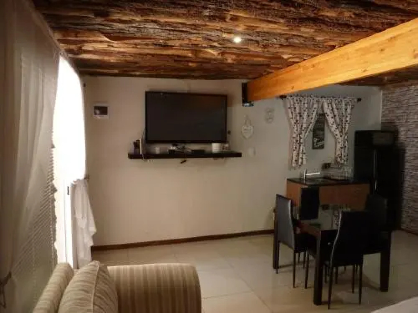 Springbok Apartments