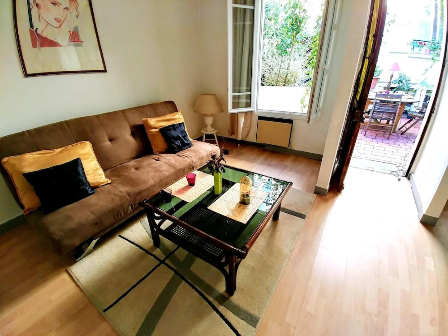 House With one Bedroom in Montreuil, With Enclosed Garden and Wifi