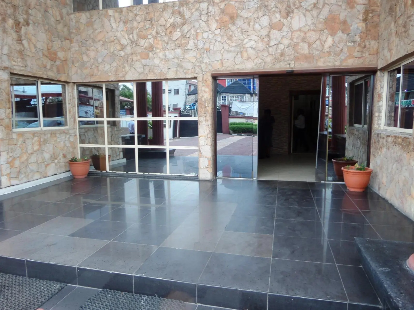 Thornberry Lekki Oxford