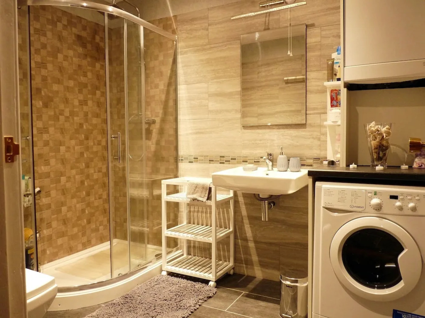 Chavva Apartment Bo'ness