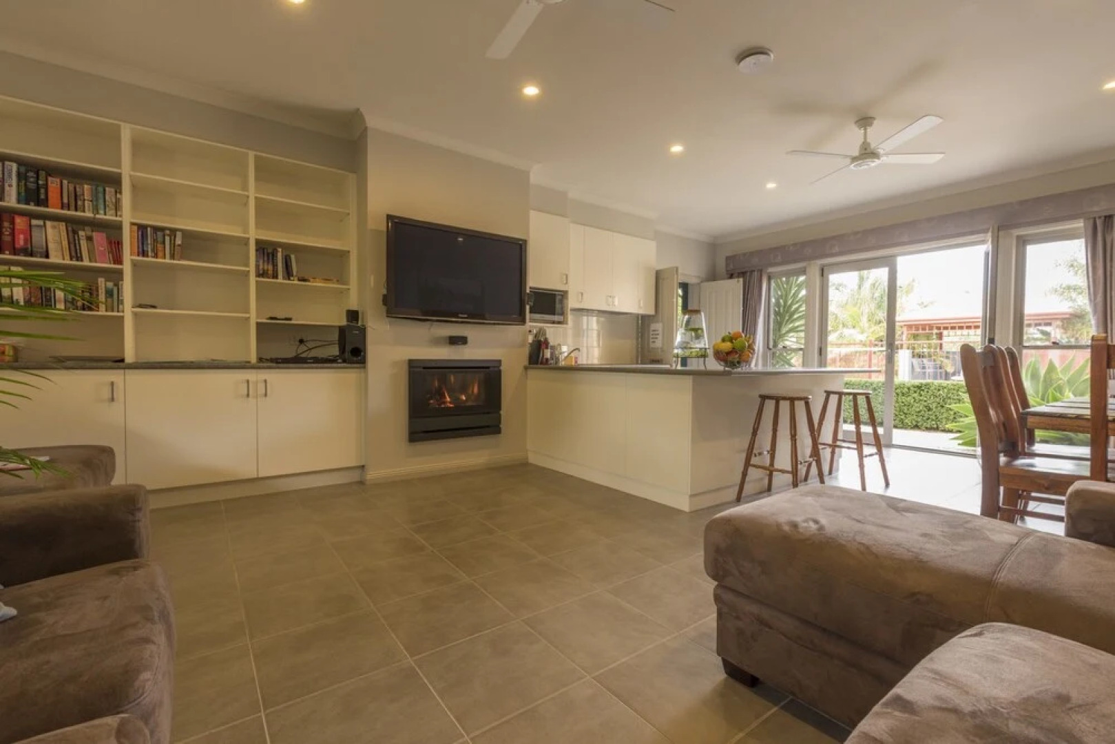 Bel Miren - Sarah Louisa