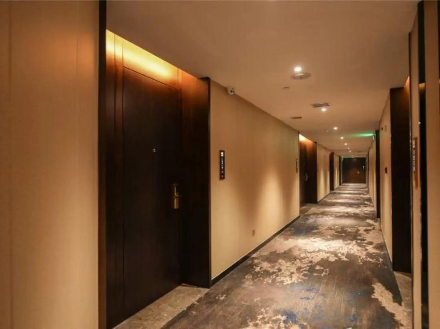 QuanZhi hotel（Heshan Plaza store ）