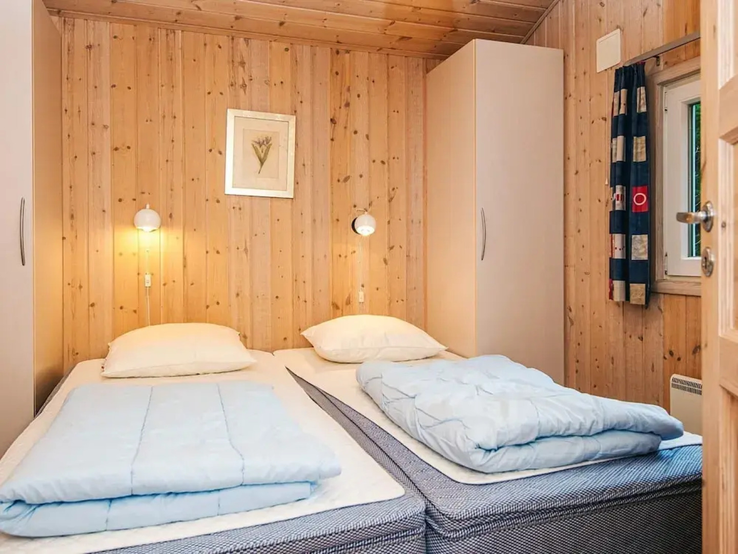 Secluded Holiday Home in Henne near Beach