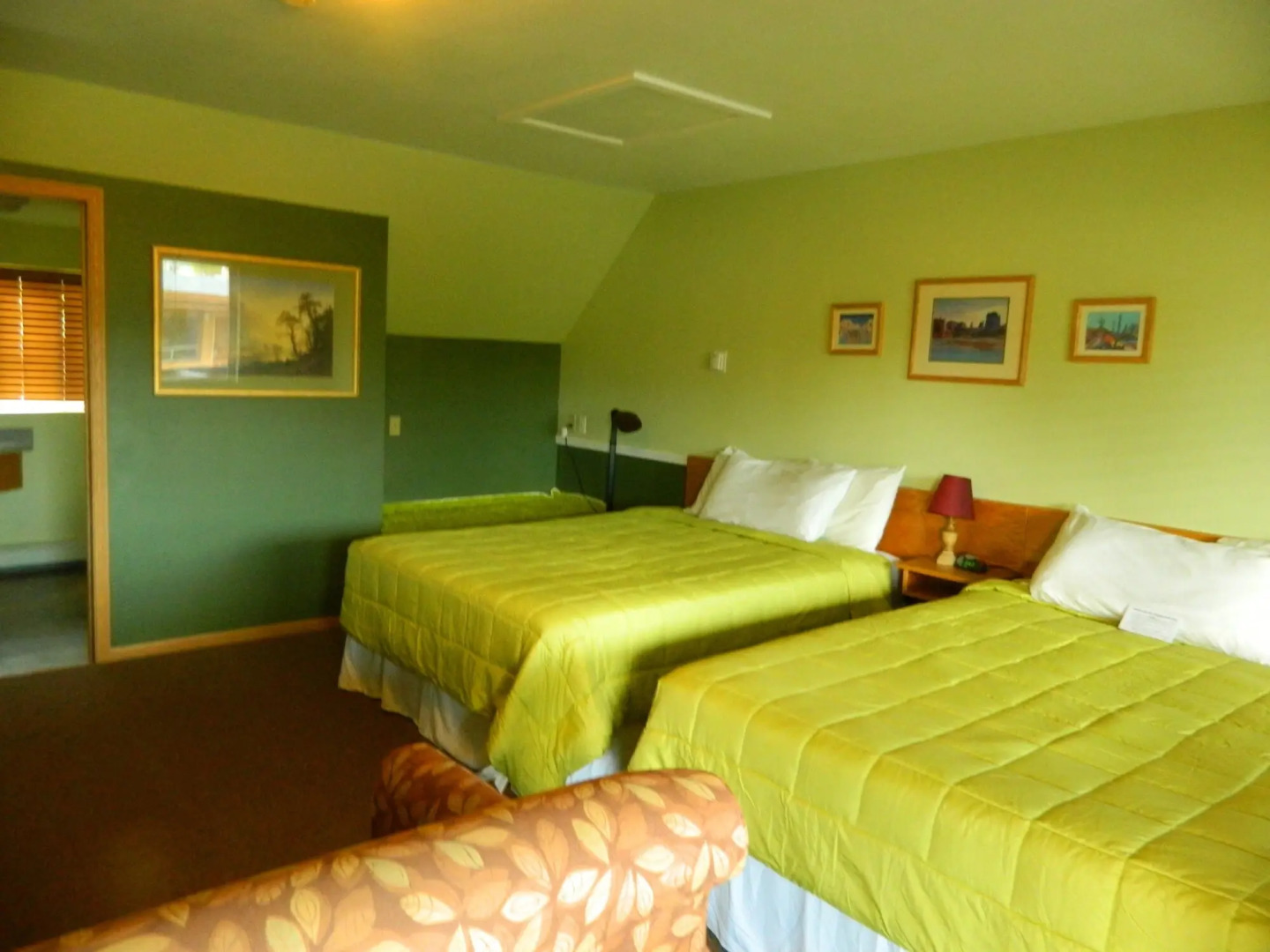 Country Motor Inn