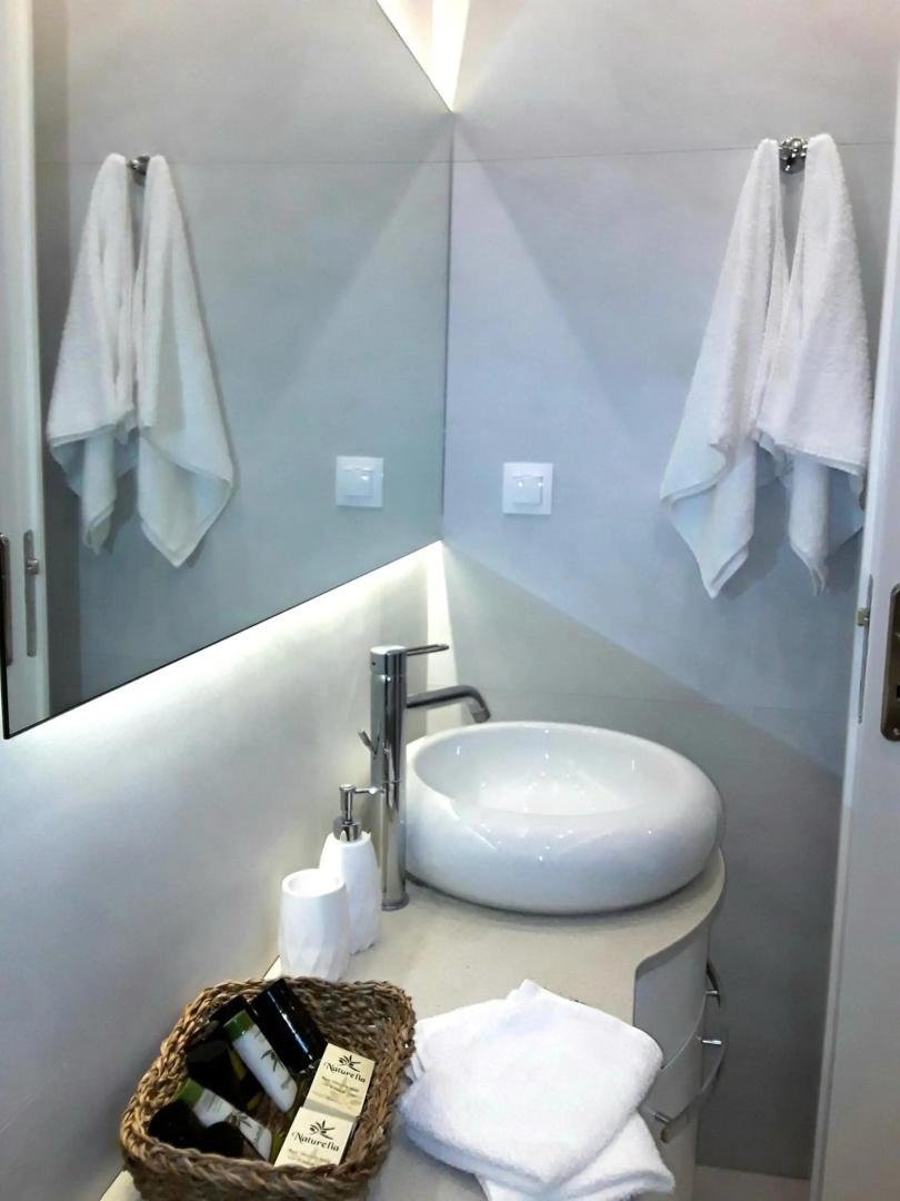 Cavo Seaside Suites