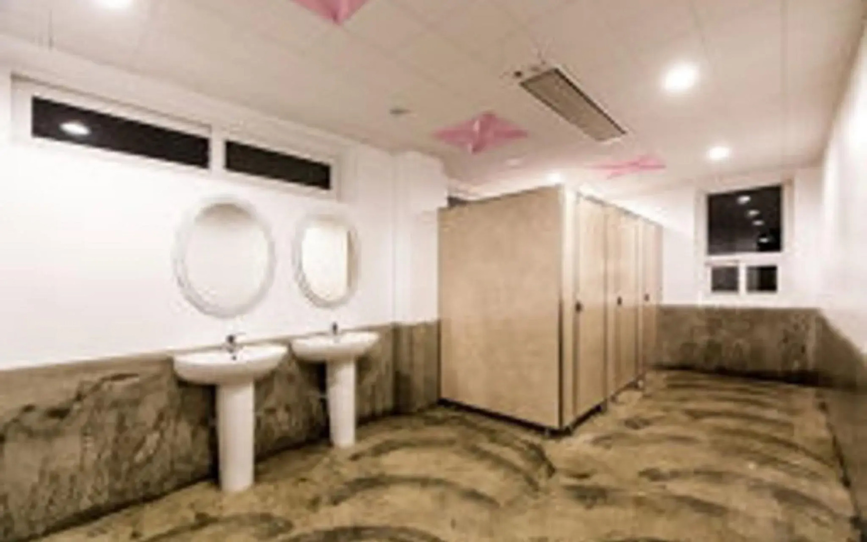 Muju Ppalgangchima Resort Glamping