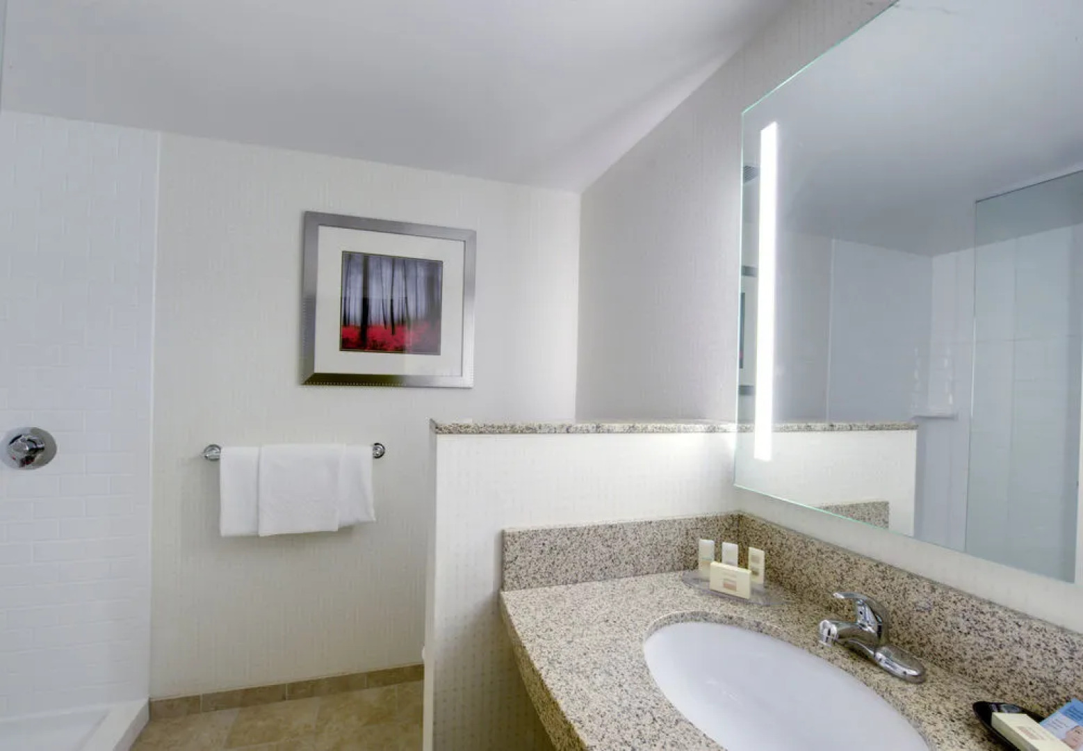 Courtyard Keene Downtown