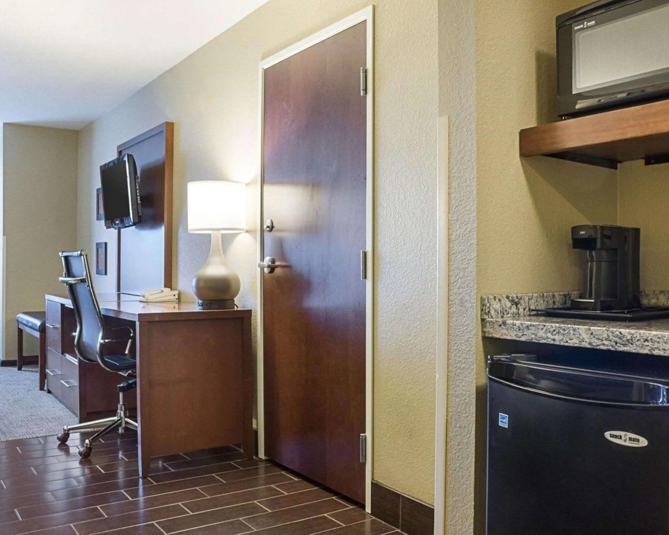 Comfort Suites Minot South