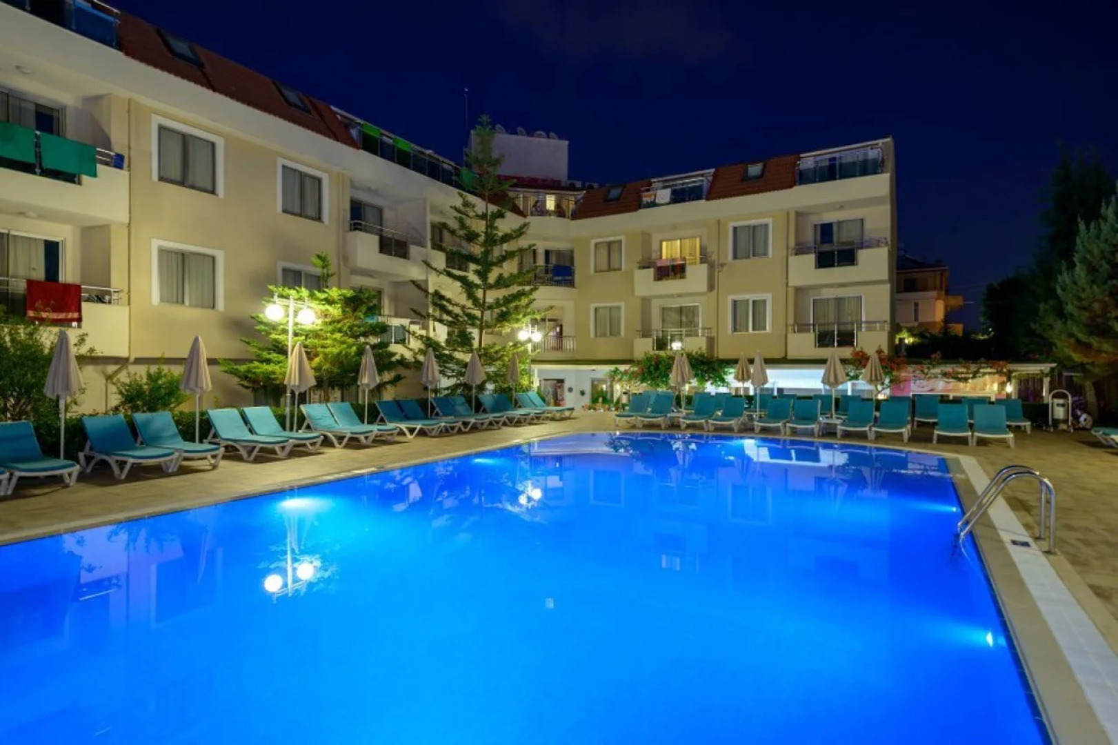 Akalia Suite Hotel & Spa