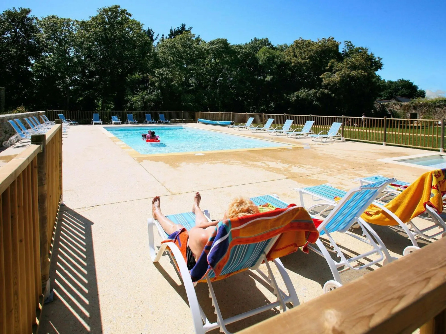 Nice Studio in a Castle not far From the Breton Beaches