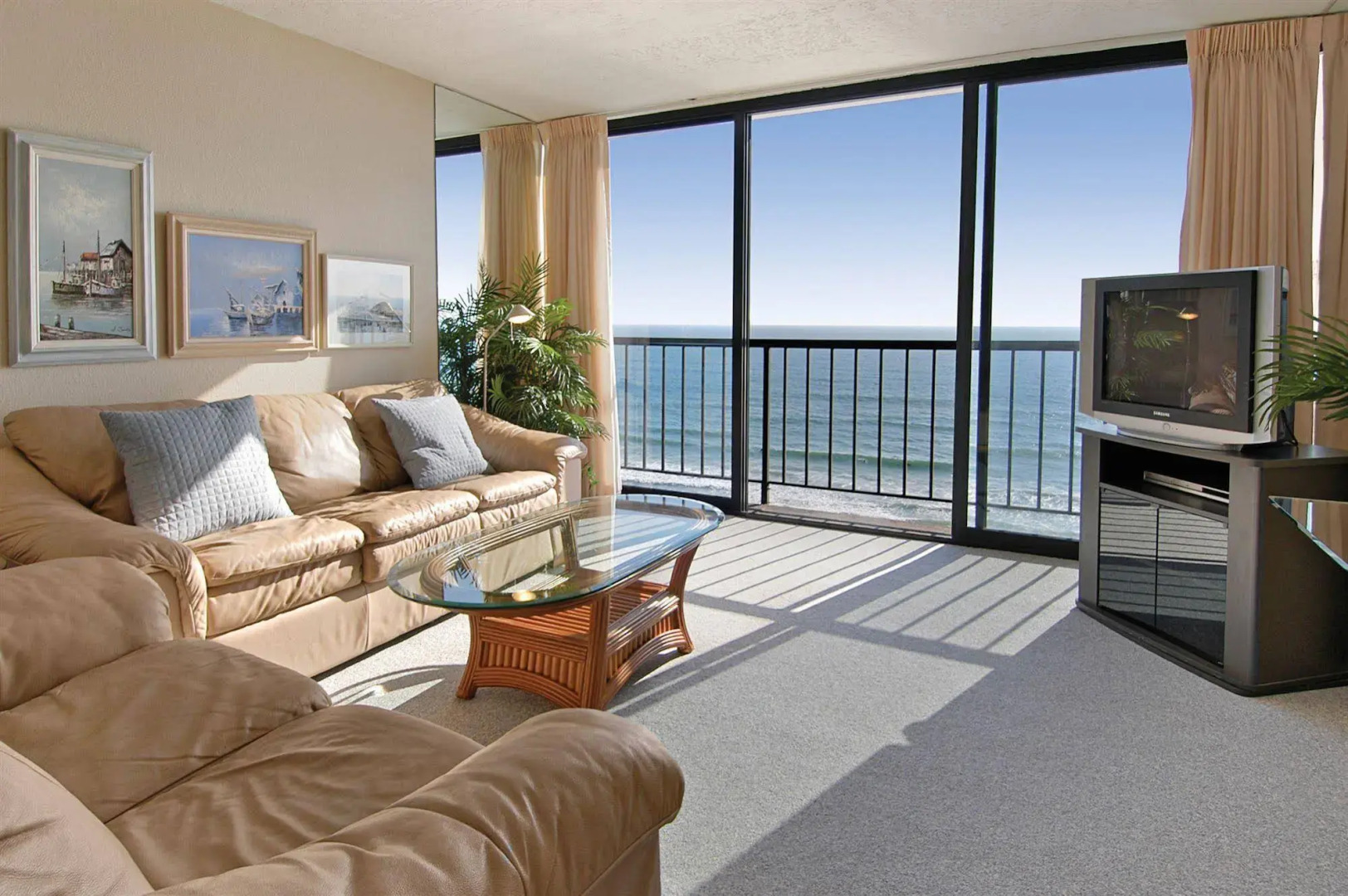 Capri by the Sea by All Seasons Resort Lodging