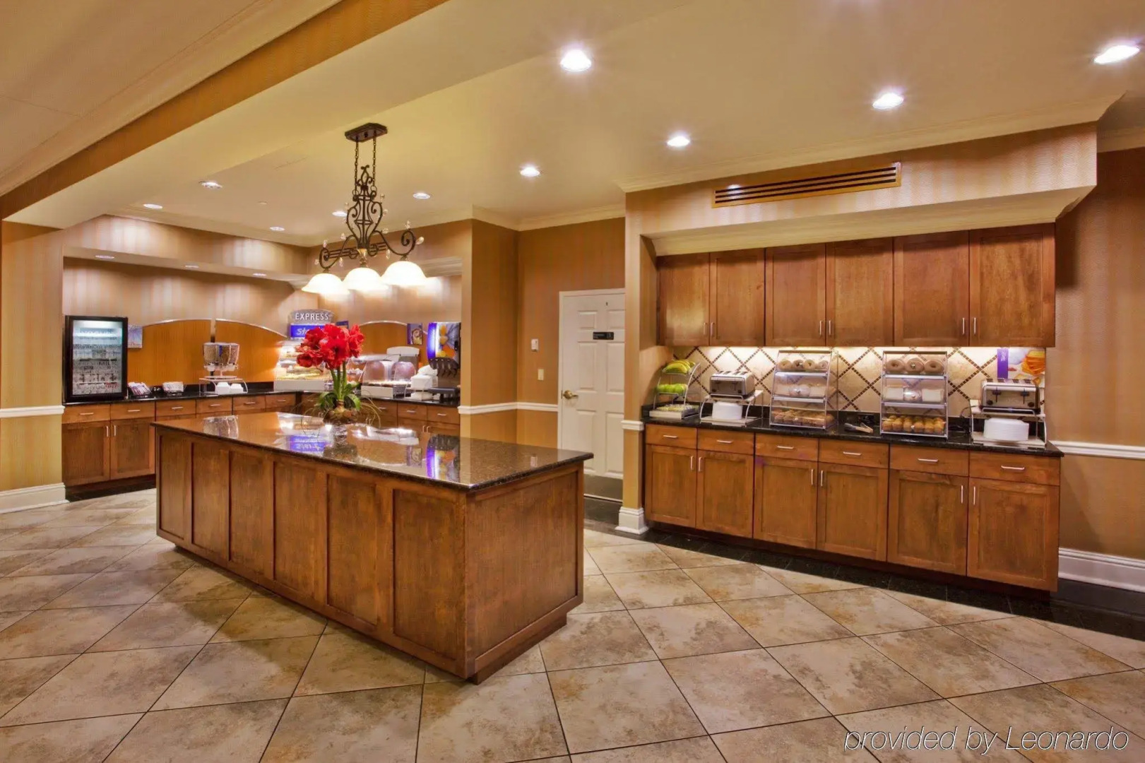 Holiday Inn Savannah Historic District by IHG