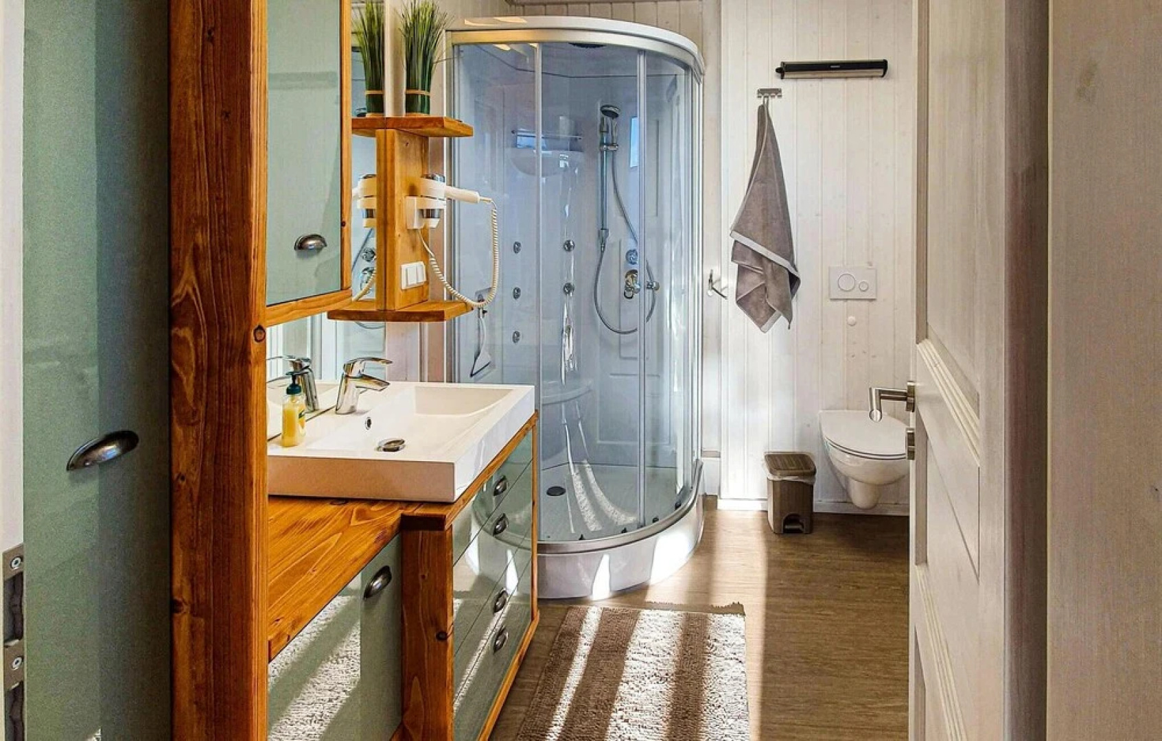 Awesome Home in Zerpenschleuse With 2 Bedrooms