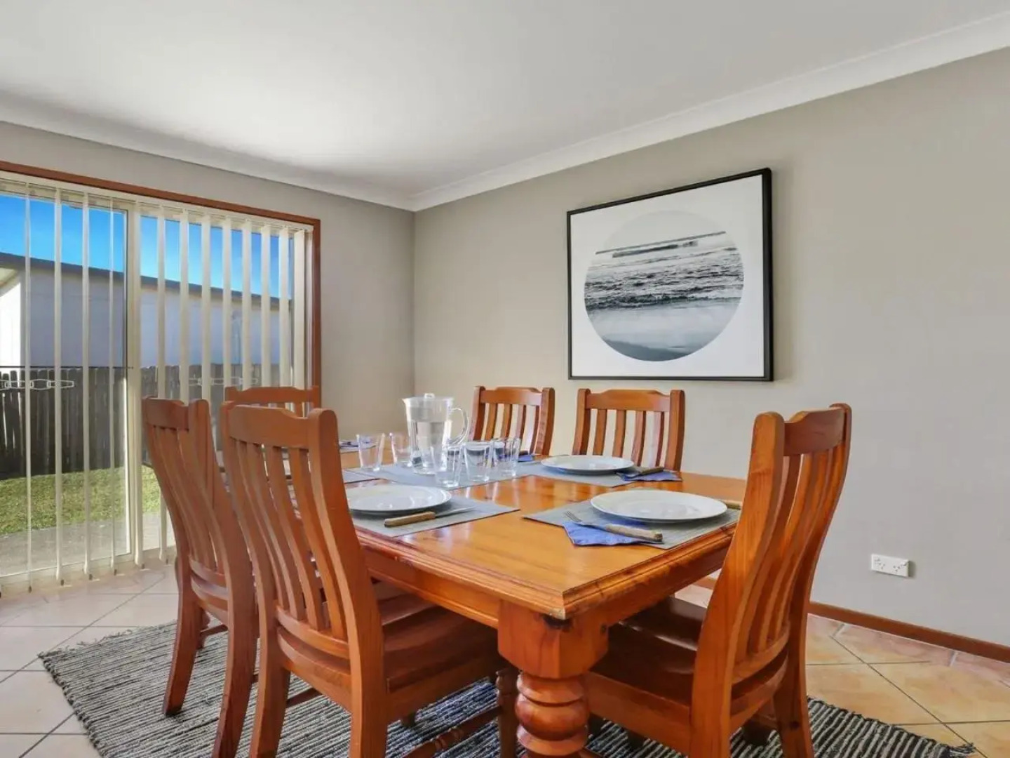 Cleveland Place - walk to beach and shops