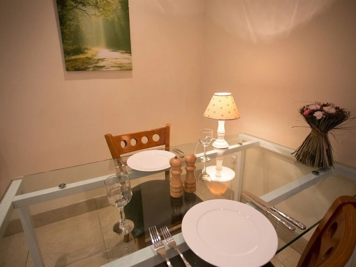 Treetops Cottages & Spa