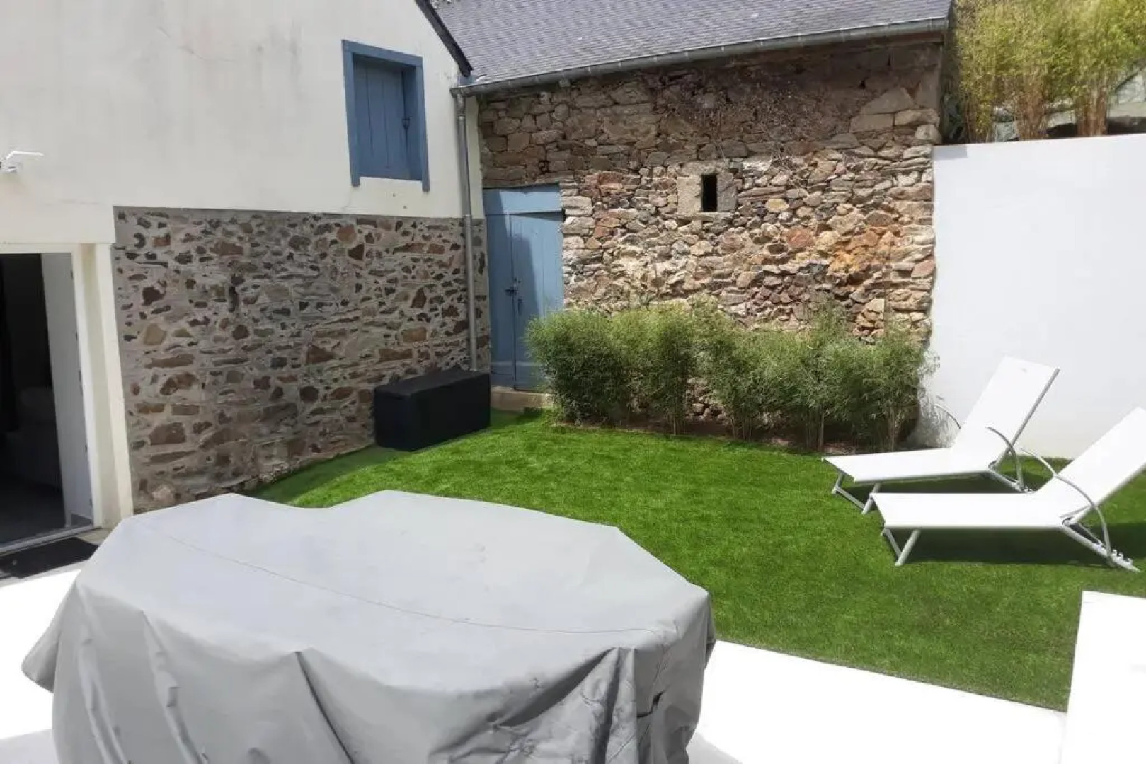 Maison entièrement rénovée à 5 km des plages