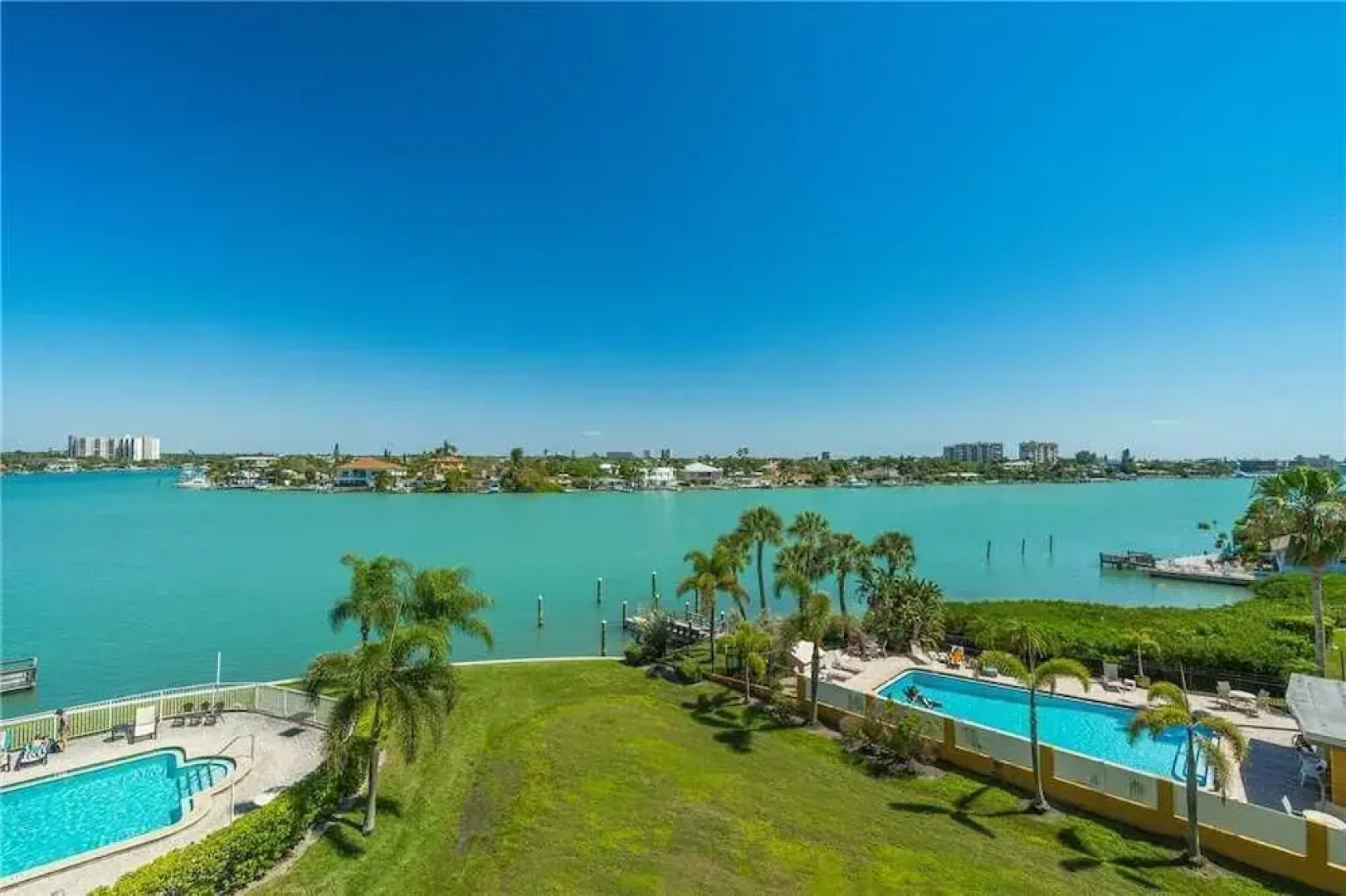 308 - Palms of Treasure Island