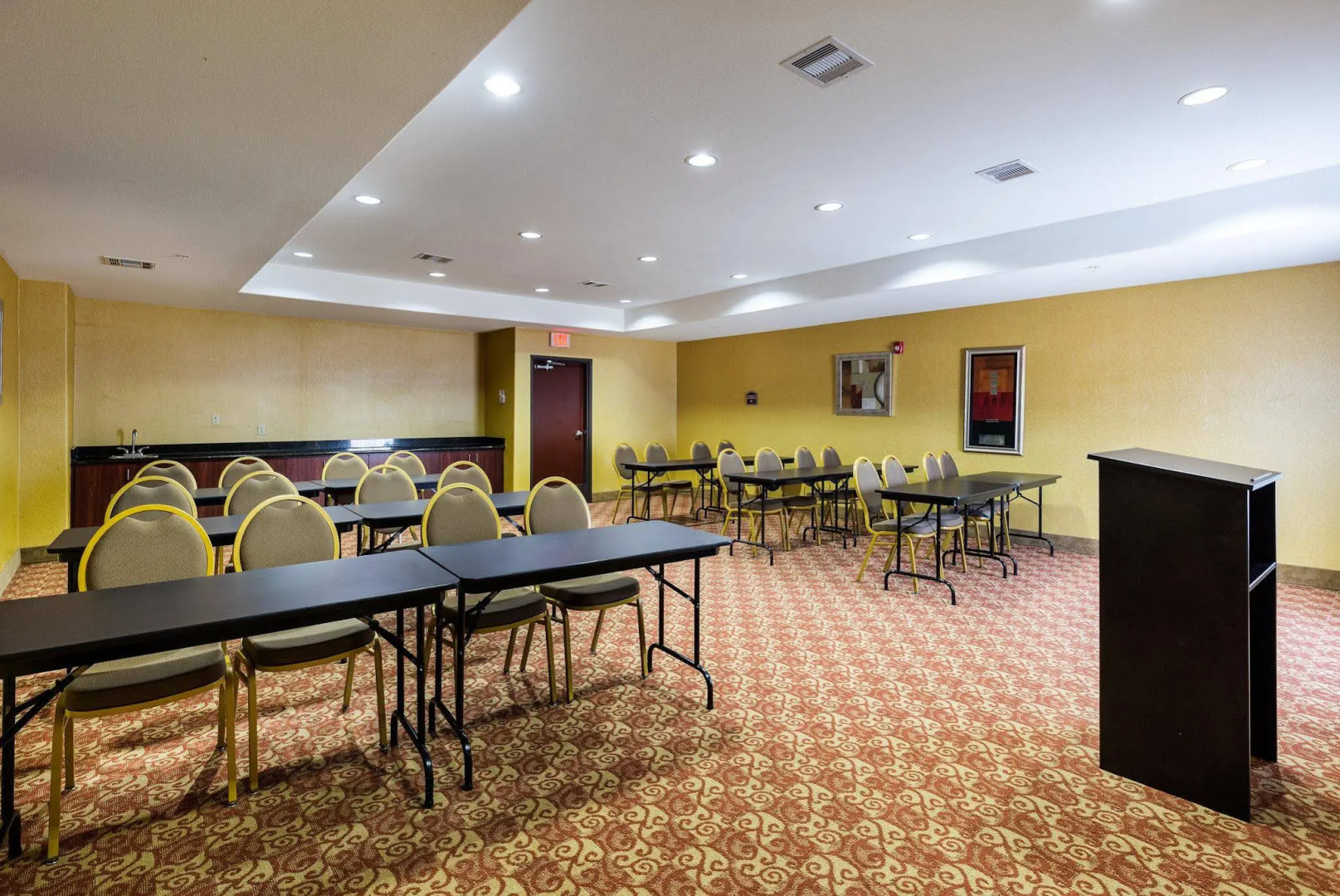 Spark by Hilton Pearland