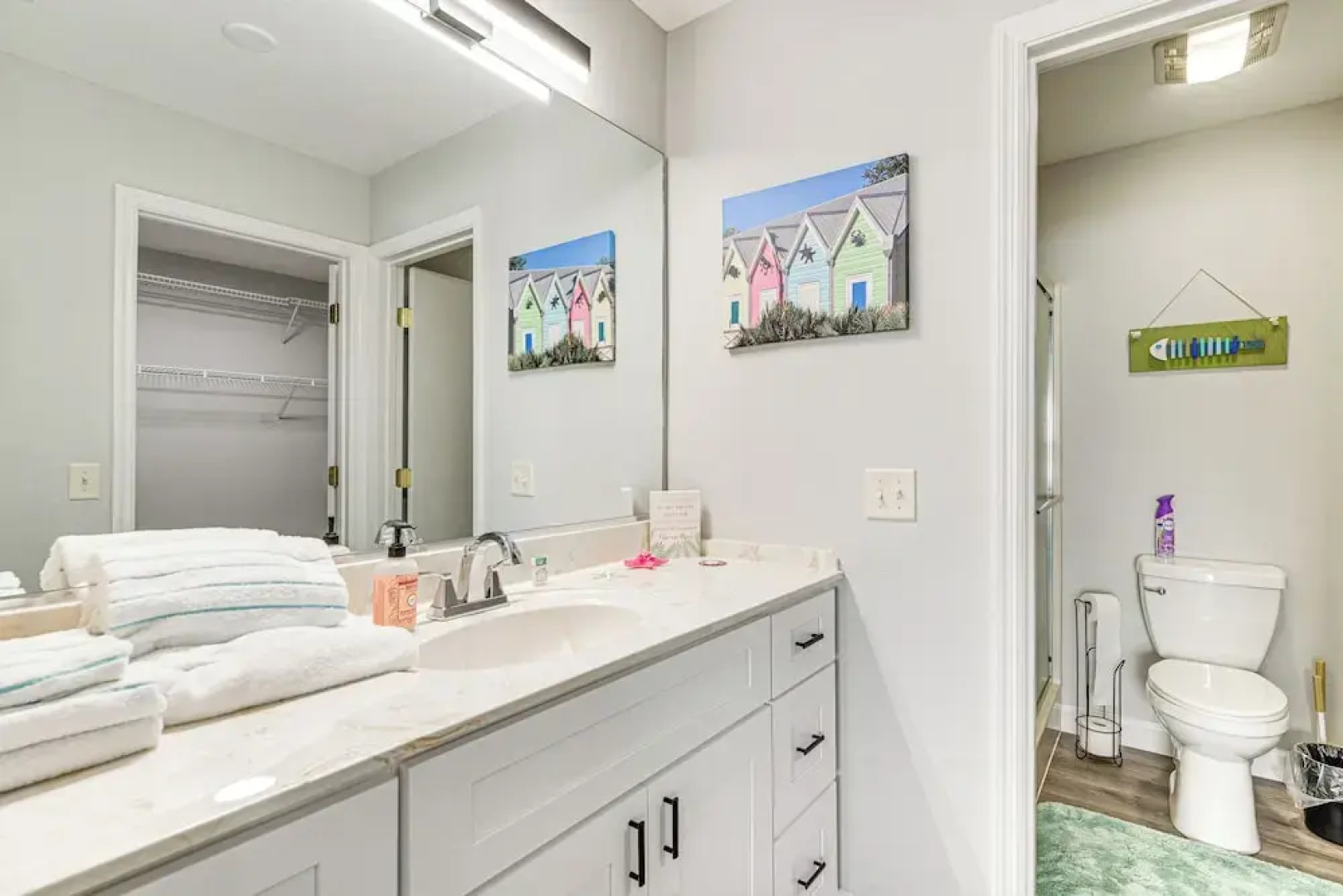 6 Mi to Lake Sumter Landing: Home w/ Perks!