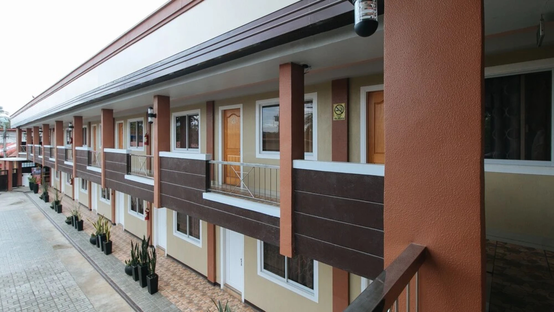 RedDoorz near Lapasan Plaza Cagayan de Oro